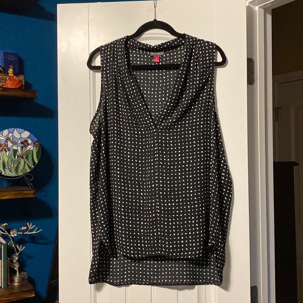 Vince Camuto sleeveless blouse size XL